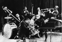 Still Clinging To The Wreckage 11/22